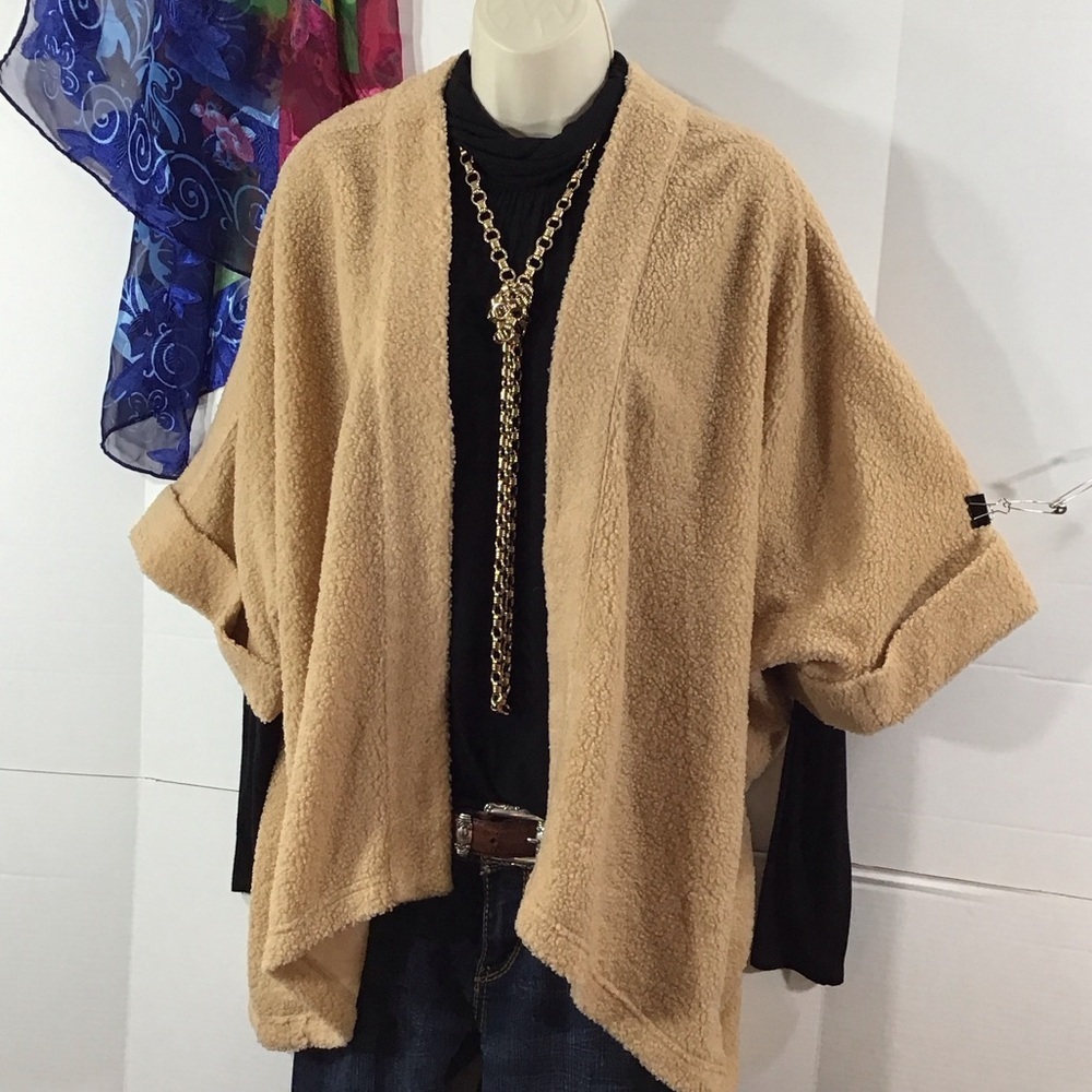 Emily McCarthy Coco Cape Teddy open front jacket M NWT